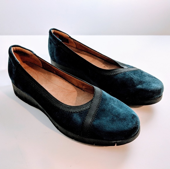 clarks suede slip ons